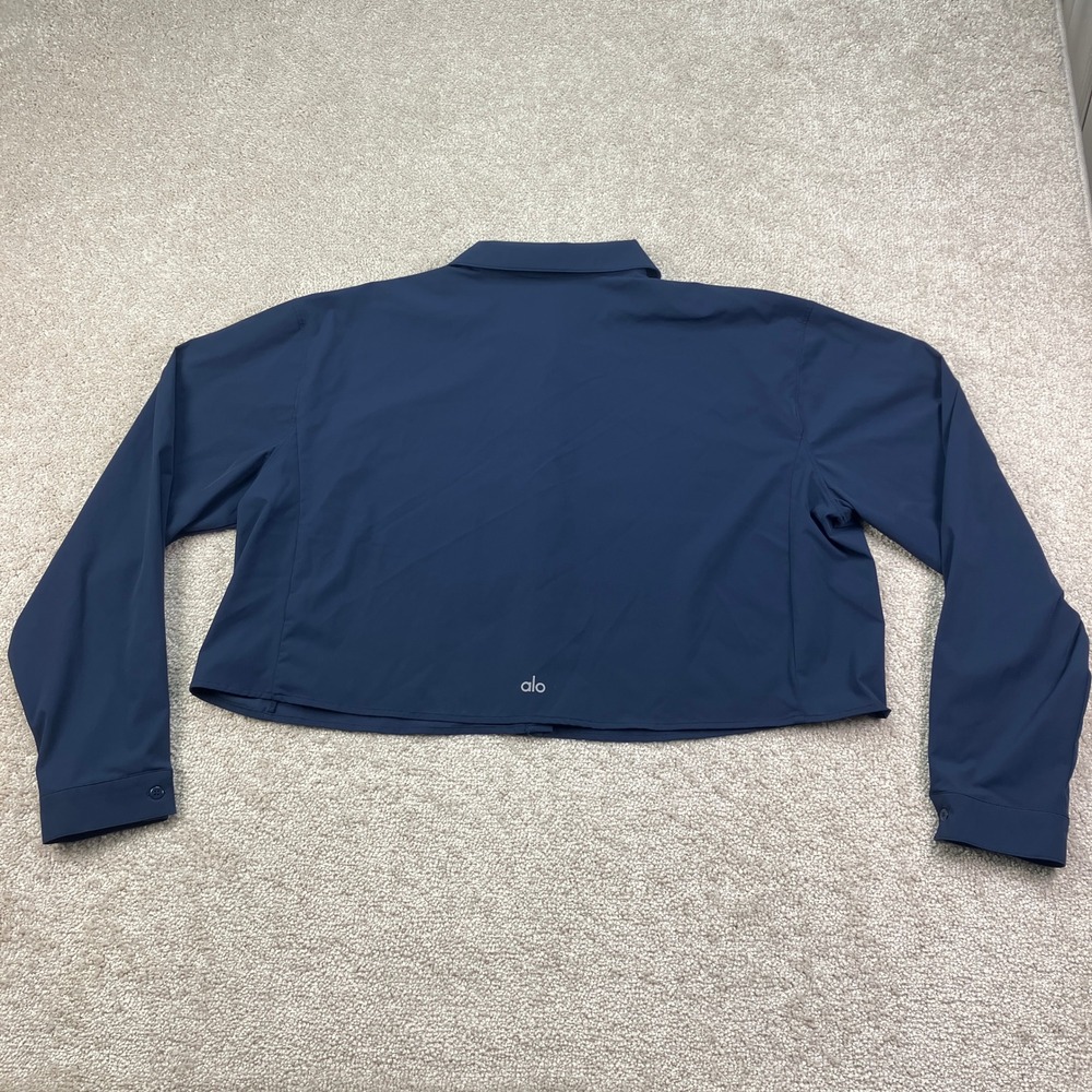 Alo Yoga Womens Large Cropped Button Down Shirt Navy Blue Long Sleeve Top - Picture 2 of 6